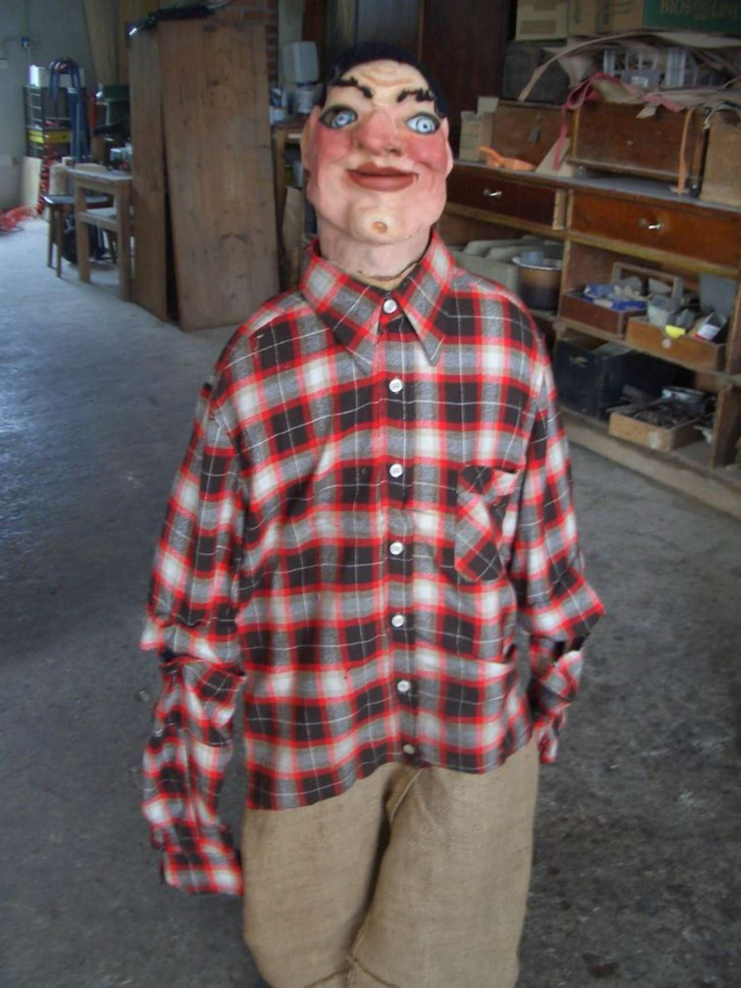 Personaggio 2 prima del restauro